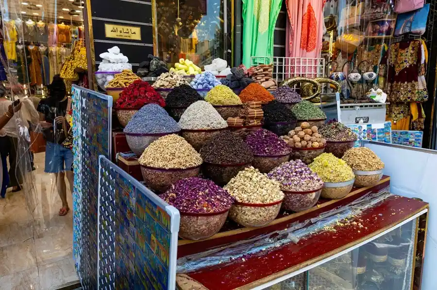 17+ Places To Visit in Dubai For Free (2026 Guide) 3 Spice Souk & Gold Souk Dubai